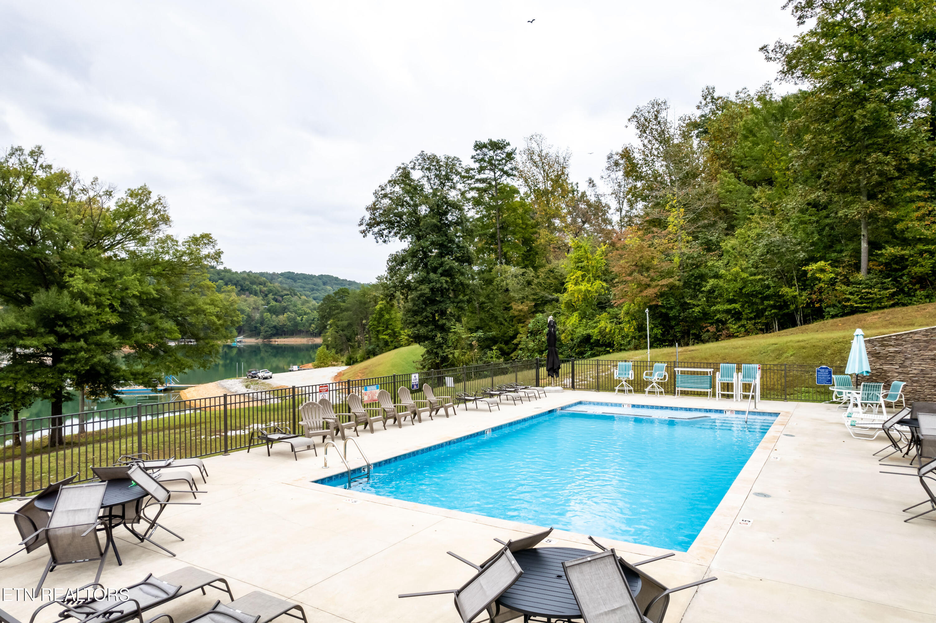 113 Laurel Way