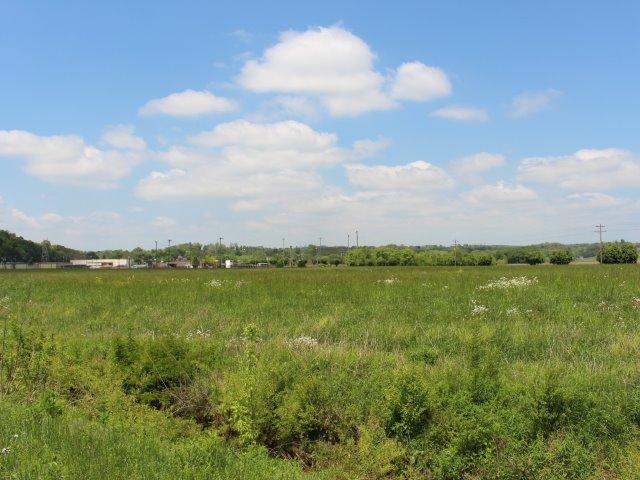 Photo 7 of 23 of Bank St land