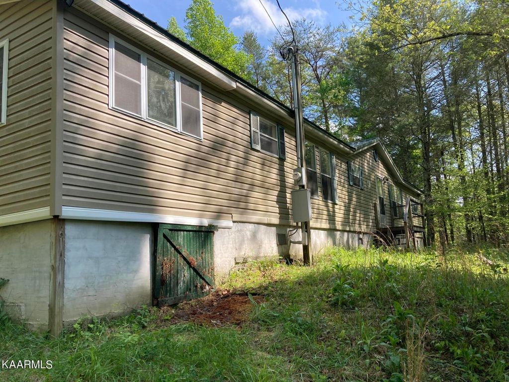 Photo of 367 McJunkin Rd, Tellico Plains, TN 37385 (MLS # 1226746)