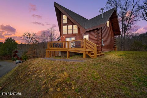2322 Wingspan Drive Sevierville TN 37876