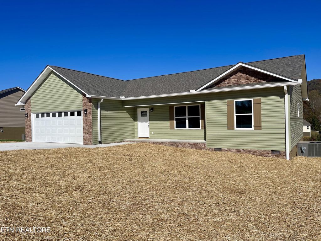 Photo of 327 Vista Springs Lane, Oliver Springs, TN 37840 (MLS # 1244791)