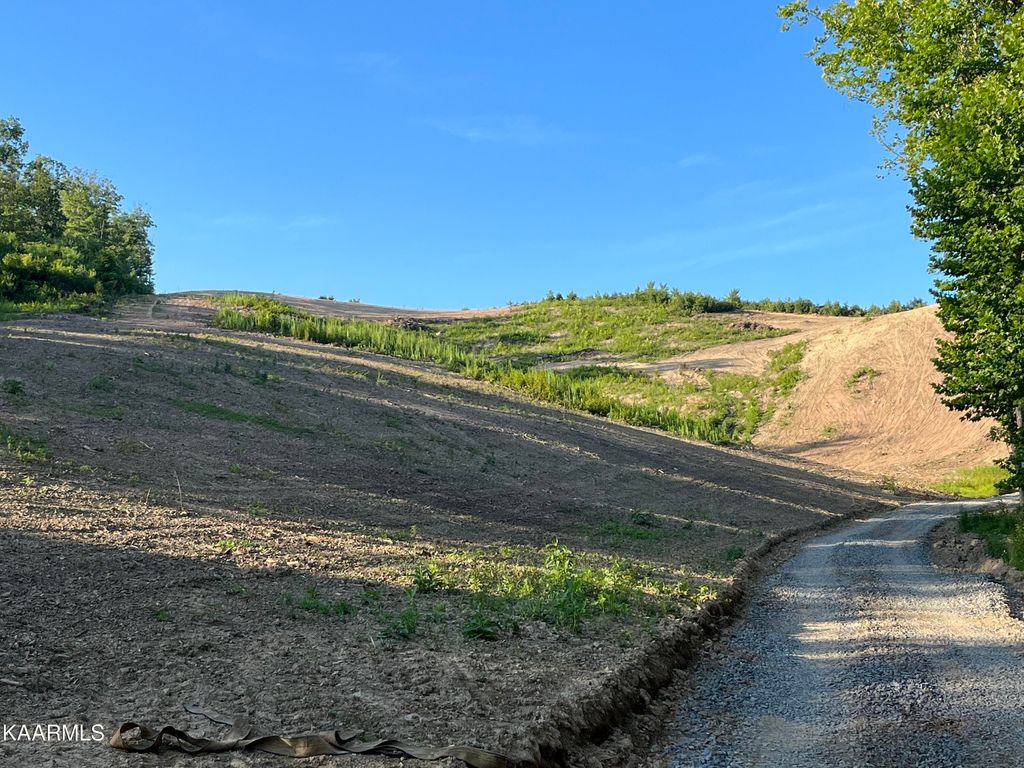 Photo of Tower Rd Rd, Tazewell, TN 37879 (MLS # 1233428)