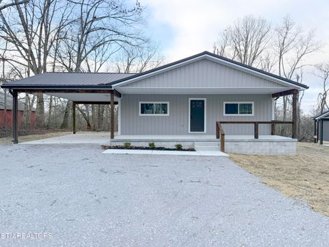 Photo of 484 Wells Rd, Crossville, TN 38555 (MLS # 1325581)