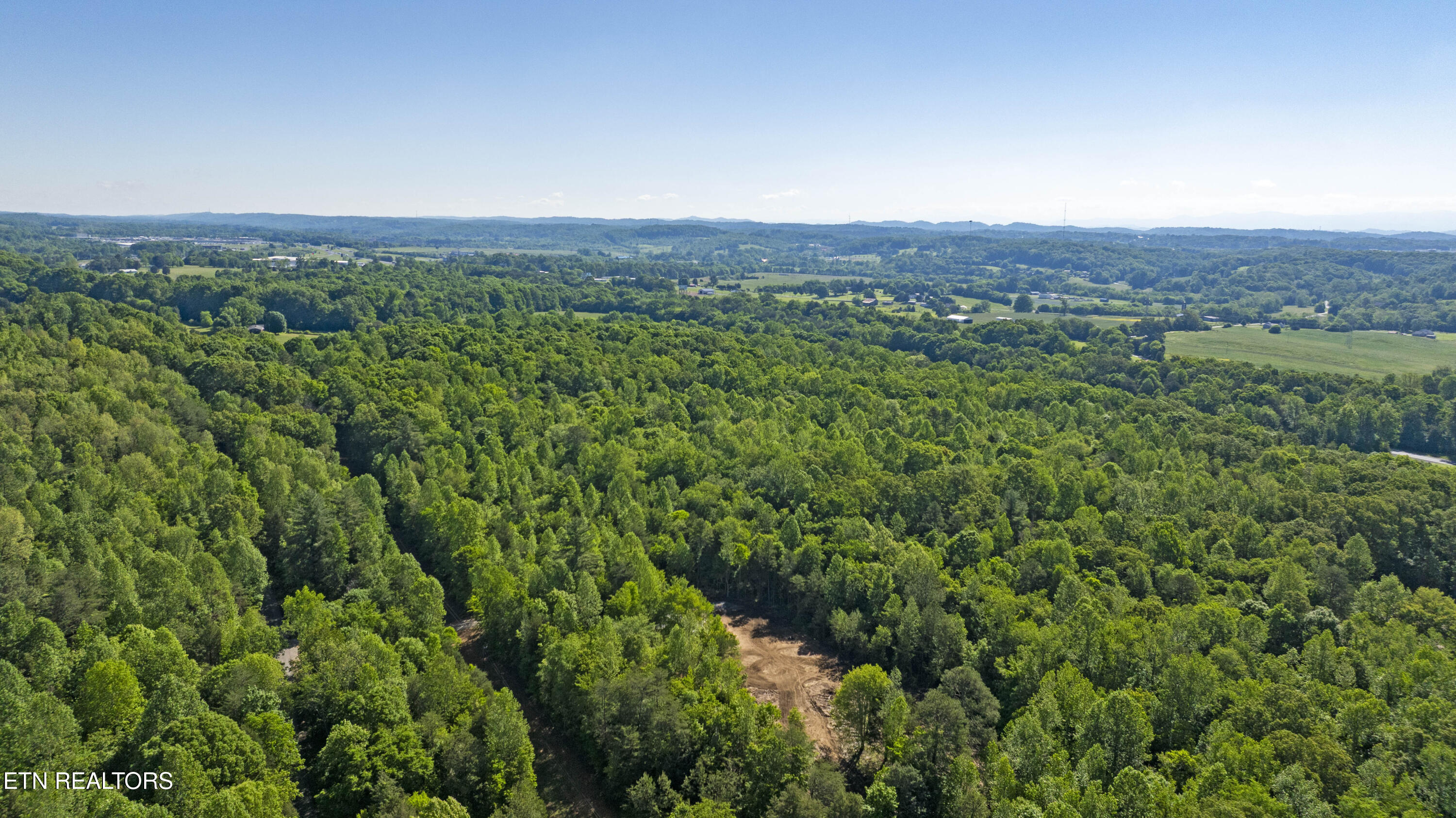 County Road 121, 5.3 AC