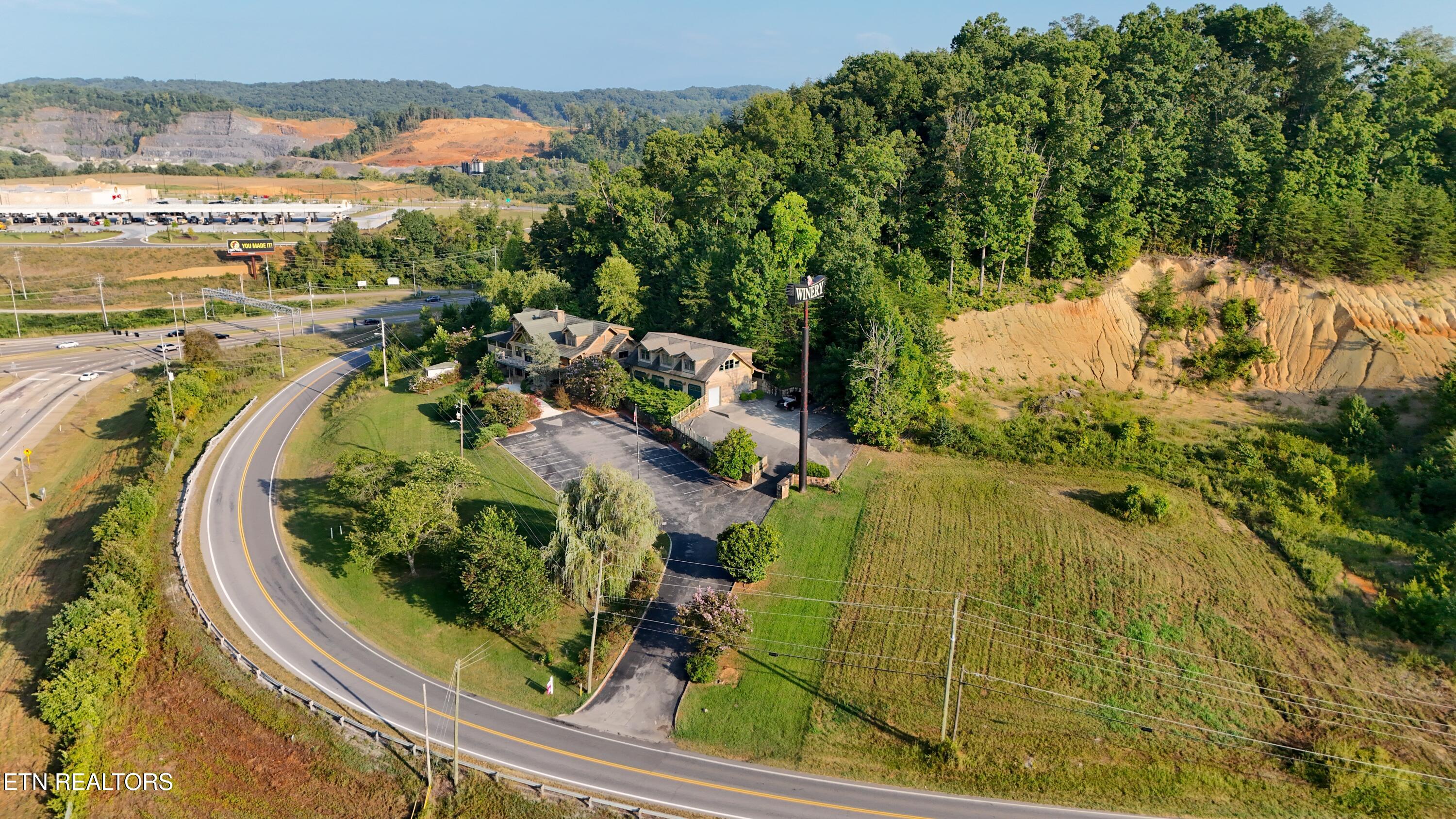 119 W Dumplin Valley Rd
