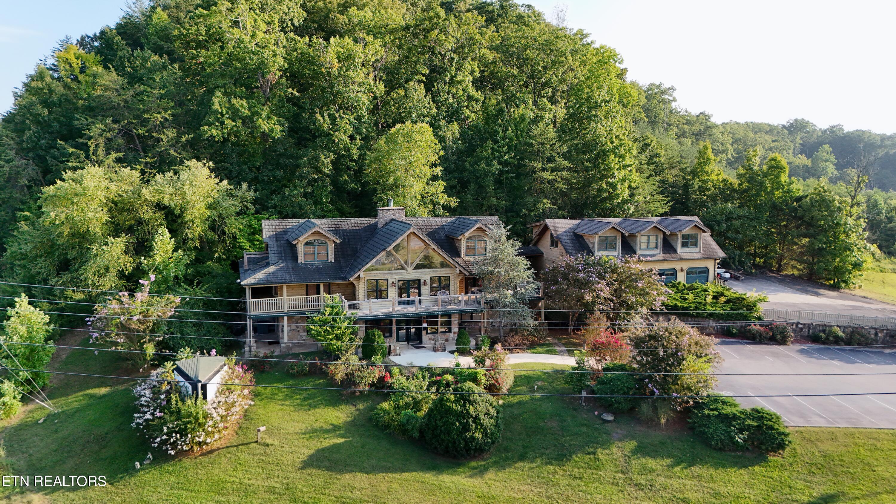 119 W Dumplin Valley Rd