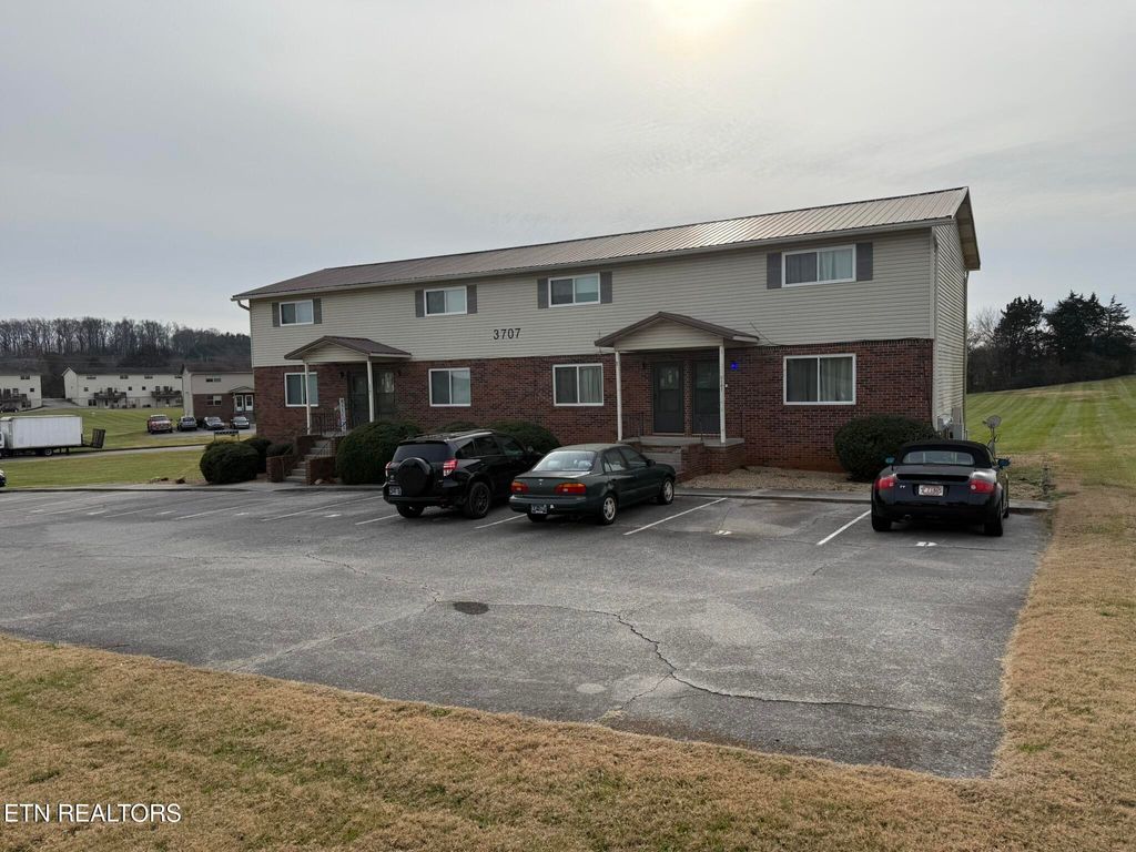 Photo of 3707 Moss Lane, Louisville, TN 37777 (MLS # 1323519)