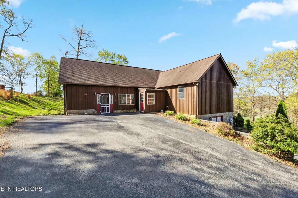 Photo of 183 Davis Rd, Rutledge, TN 37861 (MLS # 1296756)