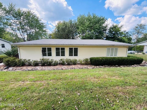 Tiny photo for 1014 Lakeshore Drive, Jamestown, TN 38556 (MLS # 1356257)