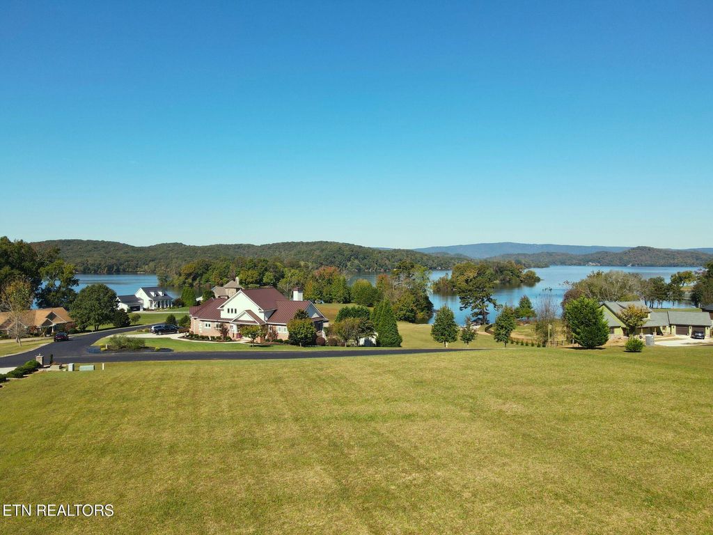 Photo of 323 W Shore Drive, Rockwood, TN 37854 (MLS # 1332437)