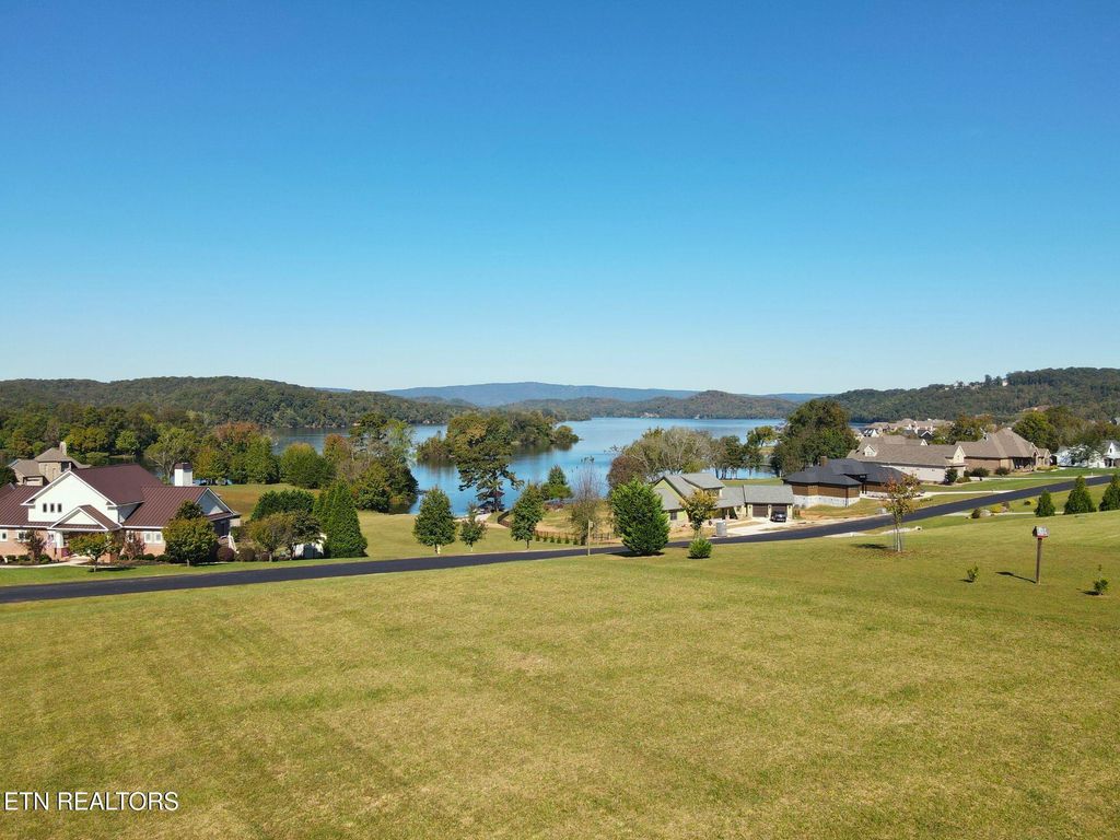 Photo of 323 W Shore Drive, Rockwood, TN 37854 (MLS # 1332437)