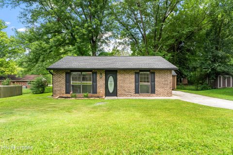 Photo of 4905 Angelia Drive, Knoxville, TN 37921 (MLS # 1347952)