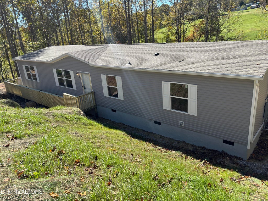 Photo of 128 Whitaker Lane, Tazewell, TN 37879 (MLS # 1357498)