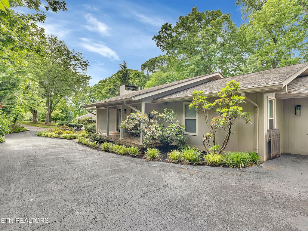 Photo of 213 Baltusrol Rd, Knoxville, TN 37934 (MLS # 1318610)