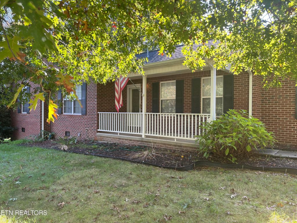 Photo of 530 Pine Creek Rd, Oneida, TN 37841 (MLS # 1318456)