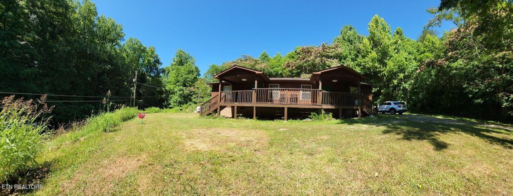 Photo of 1035 Indian Gap Rd, Sevierville, TN 37876 (MLS # 1334070)