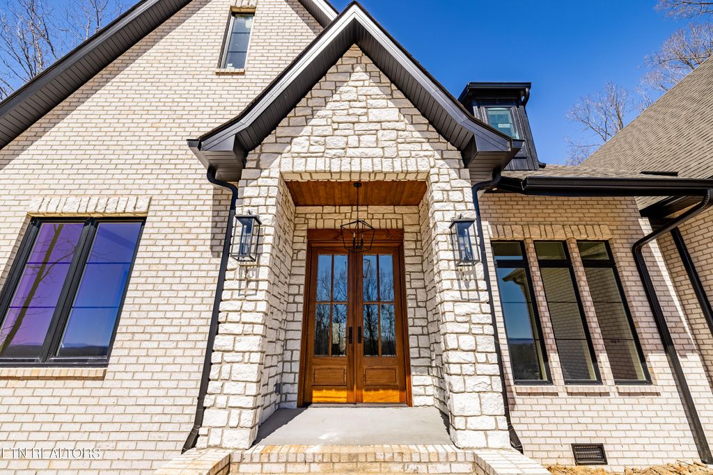 Photo of 1221 Kellys View Drive, Greenback, TN 37742 (MLS # 1335760)