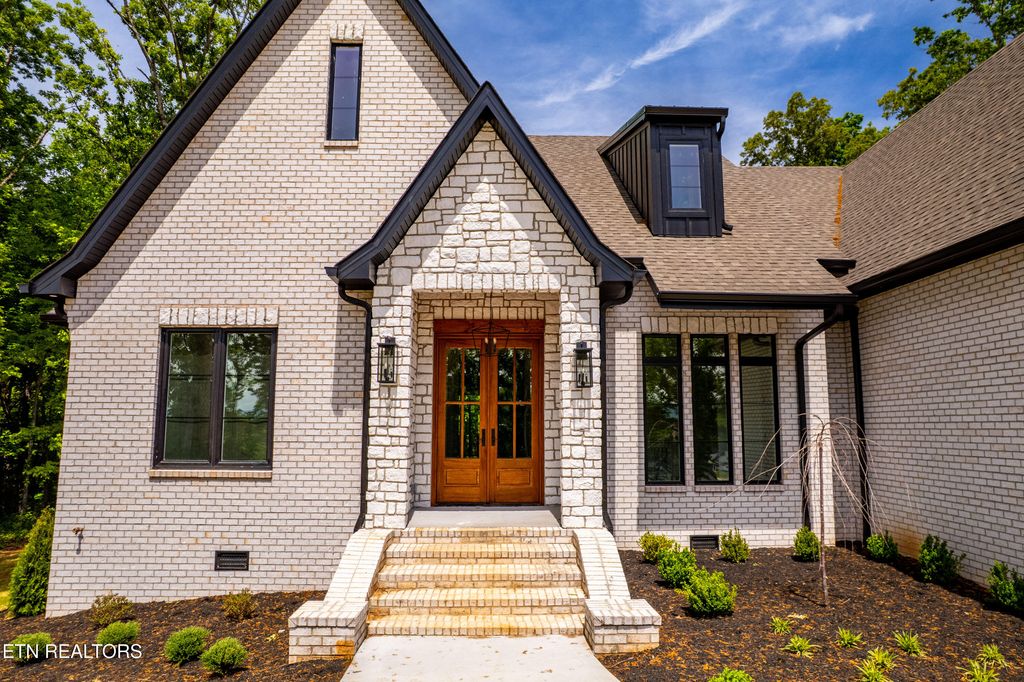 Photo of 1221 Kellys View Drive, Greenback, TN 37742 (MLS # 1335760)