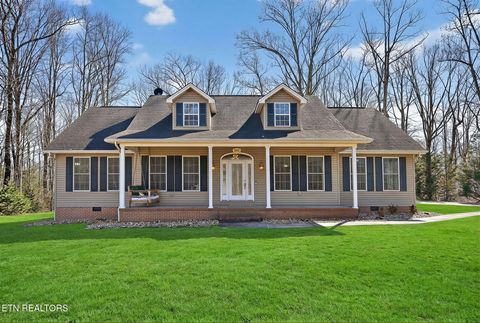 Photo of 1945 W Creston Rd, Crossville, TN 38571 (MLS # 1329929)