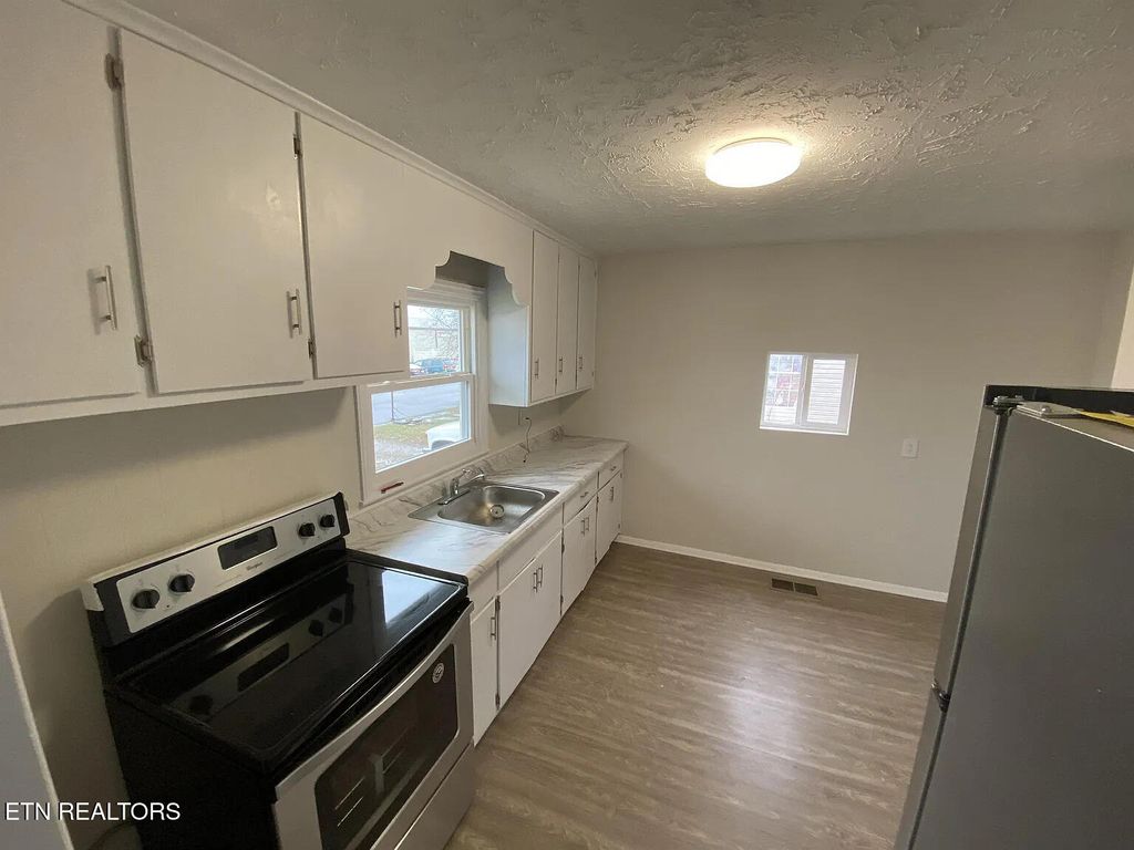 Photo of 239 Radford Place, Knoxville, TN 37917 (MLS # 1330883)