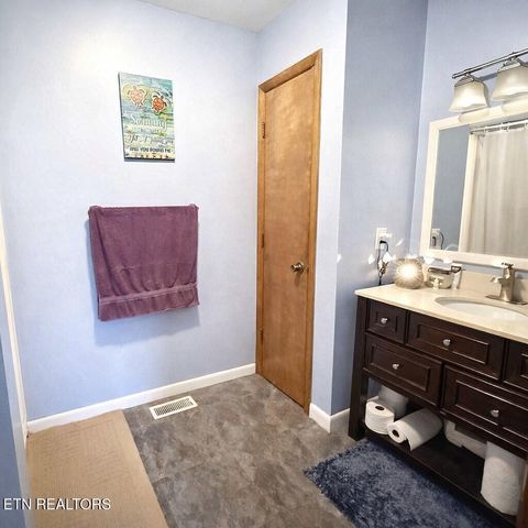 Tiny photo for 312 Lakeview Drive, Crossville, TN 38558 (MLS # 1335649)