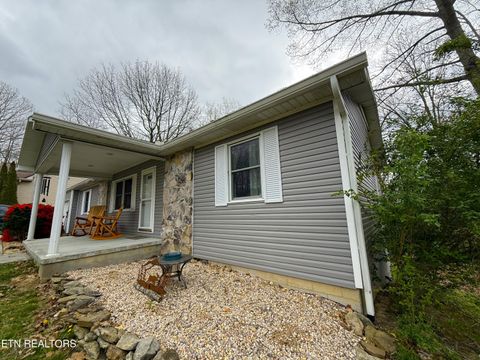 Tiny photo for 312 Lakeview Drive, Crossville, TN 38558 (MLS # 1335649)