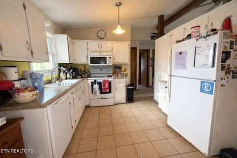 Tiny photo for 312 Lakeview Drive, Crossville, TN 38558 (MLS # 1335649)