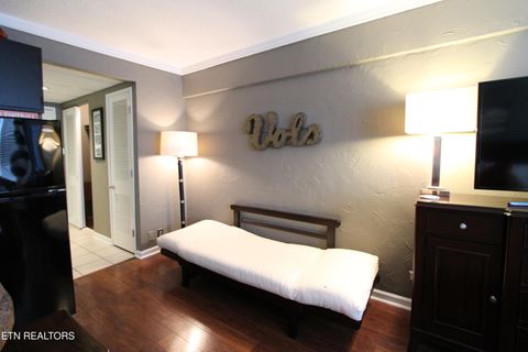Tiny photo for 1700 Clinch Ave #201, Knoxville, TN 37916 (MLS # 1332095)