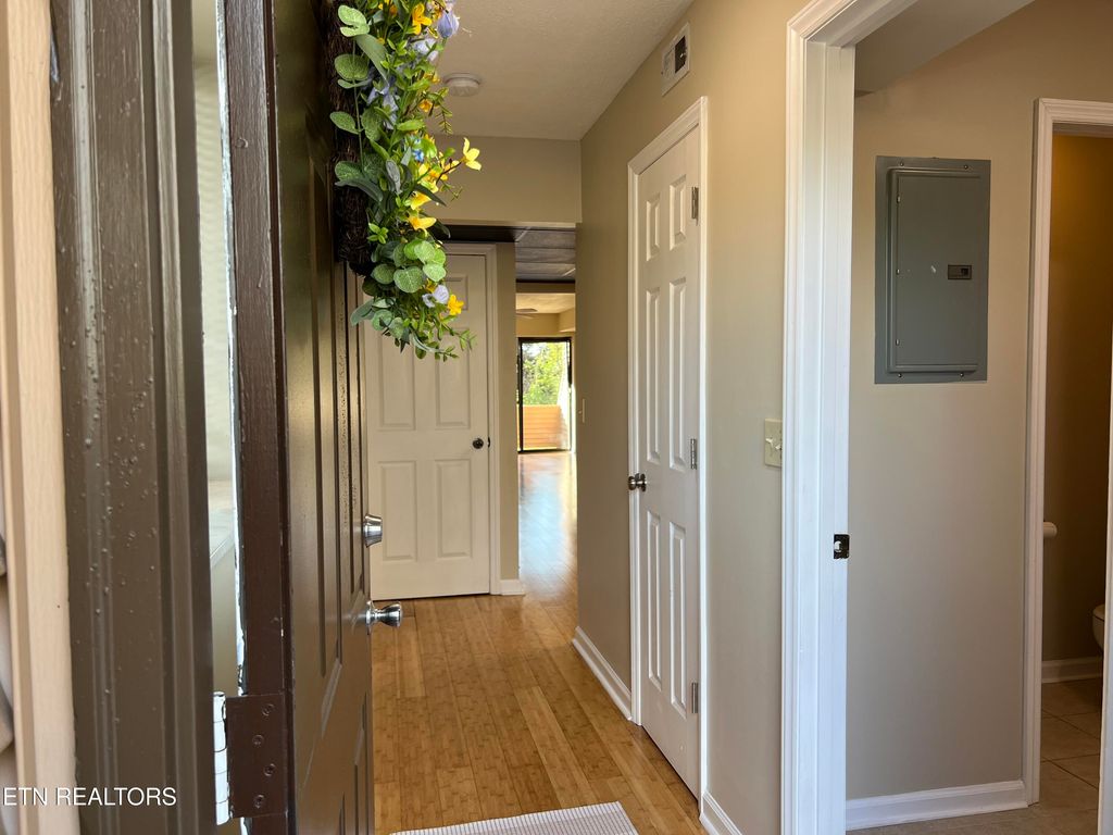 Photo of 112 Olympia Drive, Alcoa, TN 37701 (MLS # 1305779)