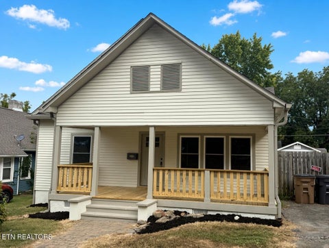 Photo of 1507 McCroskey Ave, Knoxville, TN 37917 (MLS # 1355241)