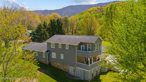 3159 Valley Home Rd Sevierville TN 37862