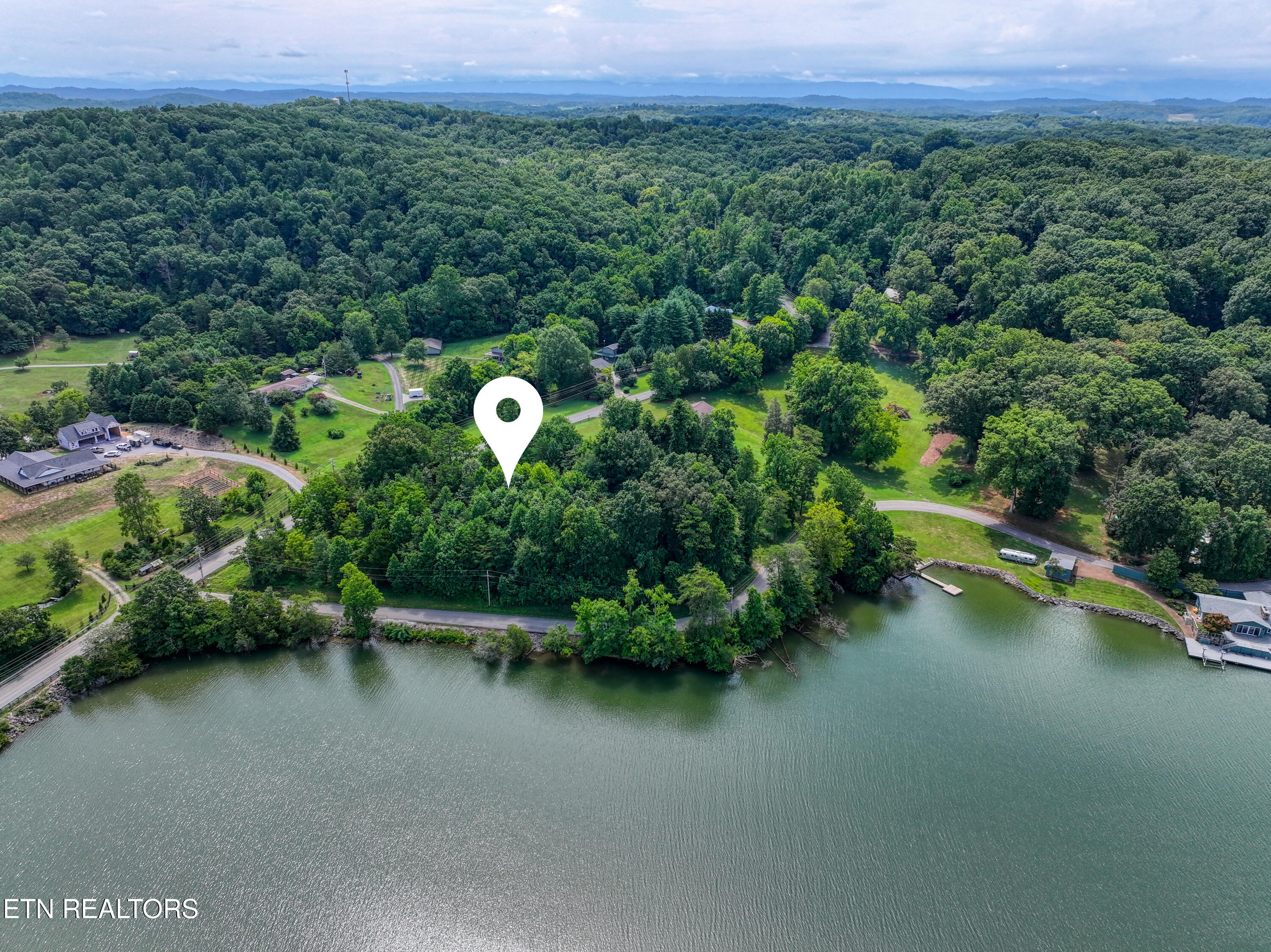 5980 Lakeside Drive