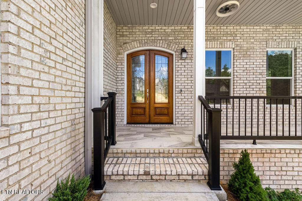 168 Amohi Way