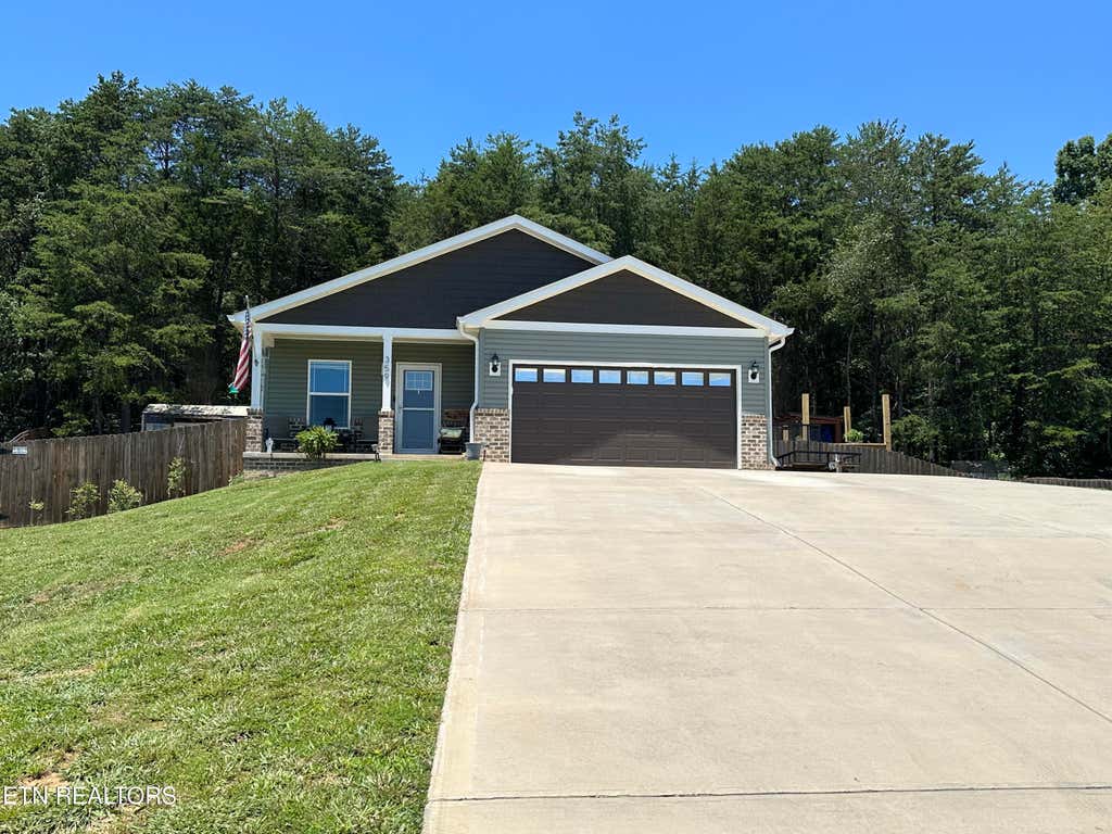Photo of 359 Garden Lane, Dandridge, TN 37725 (MLS # 1345373)