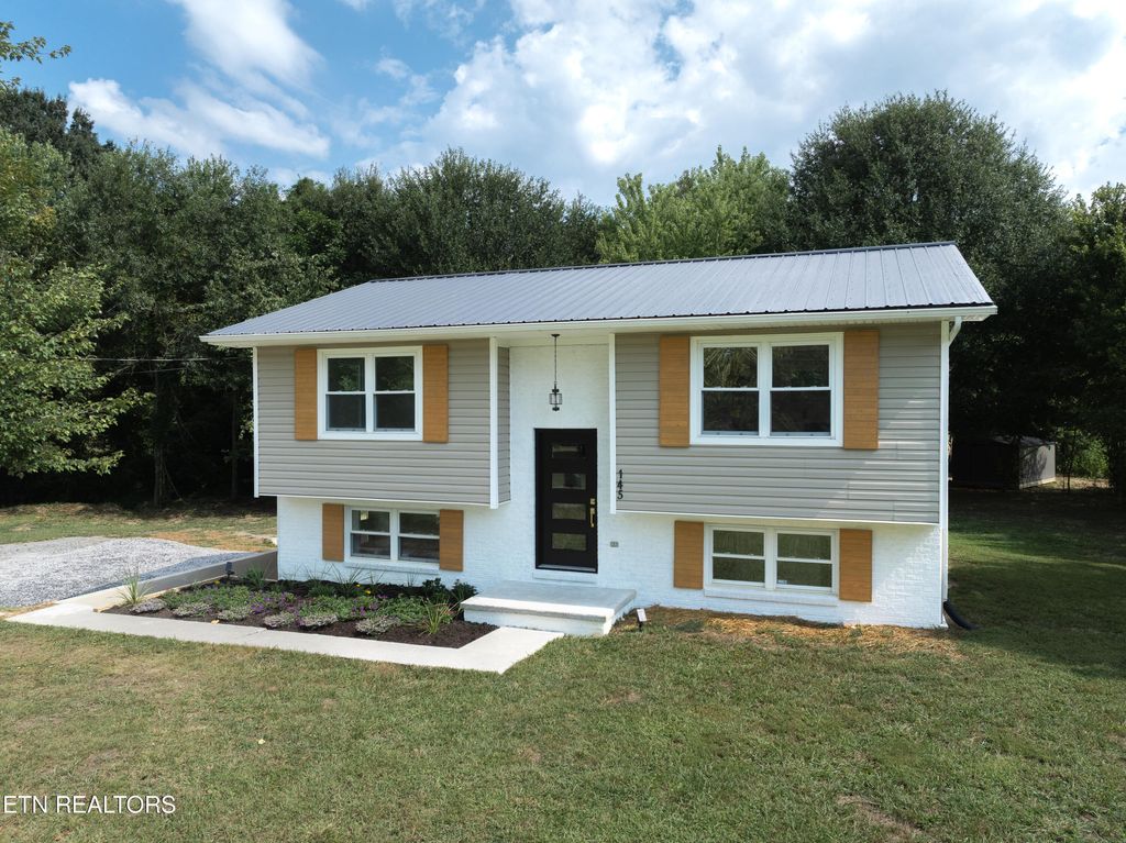 Photo of 145 Helms Drive, Madisonville, TN 37354 (MLS # 1314311)