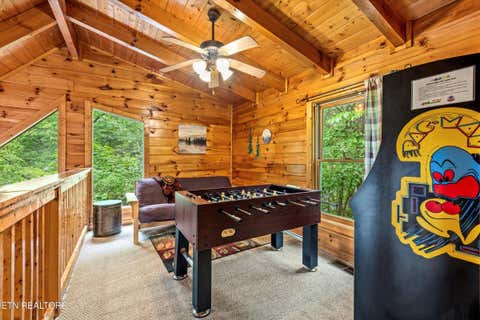 Tiny photo for 1712 Pulaski Lane, Sevierville, TN 37862 (MLS # 1350166)
