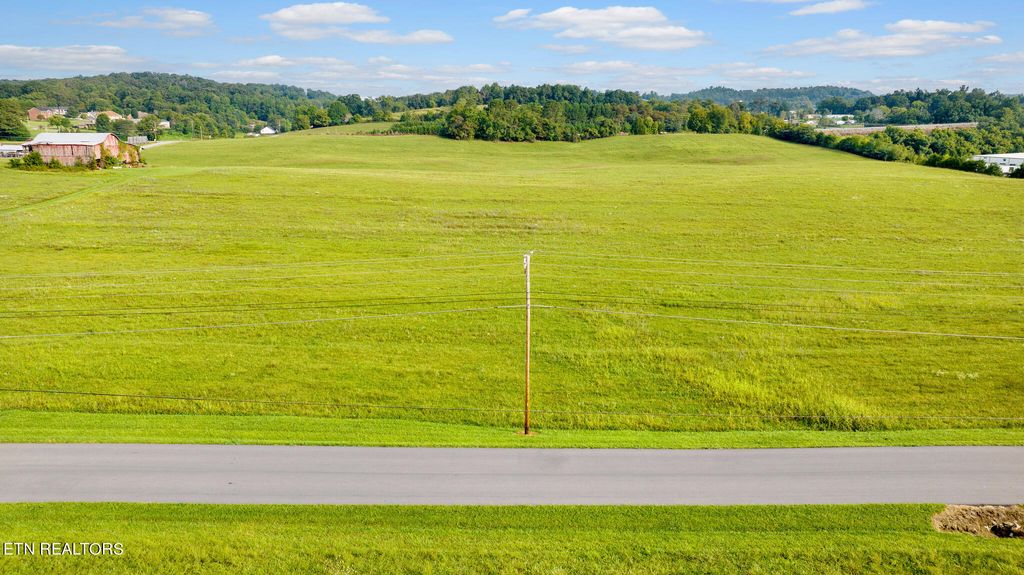 Photo of Snodgrass Rd, New Tazewell, TN 37824 (MLS # 1239316)