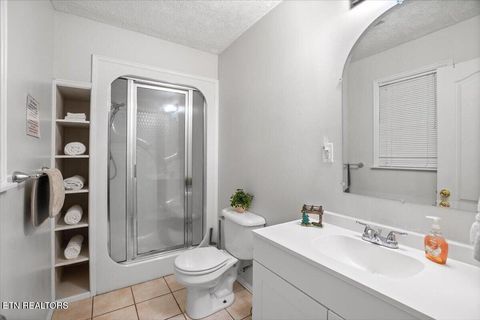 Tiny photo for 446 Oak Run Rd, LaFollette, TN 37766 (MLS # 1323972)