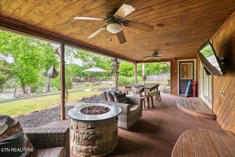 Tiny photo for 446 Oak Run Rd, LaFollette, TN 37766 (MLS # 1323972)