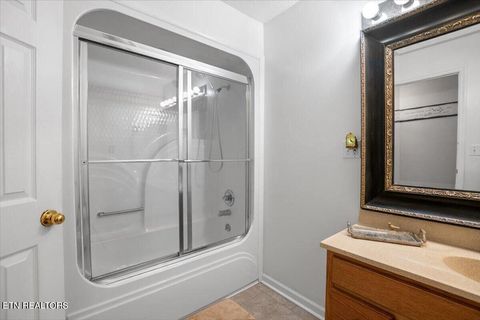 Tiny photo for 446 Oak Run Rd, LaFollette, TN 37766 (MLS # 1323972)