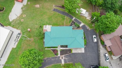 Tiny photo for 446 Oak Run Rd, LaFollette, TN 37766 (MLS # 1323972)