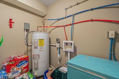 Tiny photo for 201 W 5Th Ave #15, Knoxville, TN 37917 (MLS # 1323651)