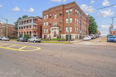 Tiny photo for 201 W 5Th Ave #15, Knoxville, TN 37917 (MLS # 1323651)