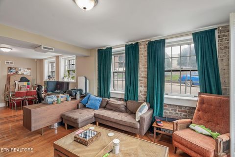 Tiny photo for 201 W 5Th Ave #15, Knoxville, TN 37917 (MLS # 1323651)