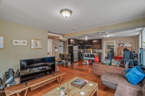 Tiny photo for 201 W 5Th Ave #15, Knoxville, TN 37917 (MLS # 1323651)