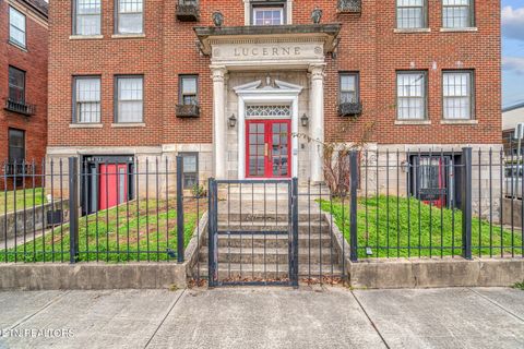 Tiny photo for 201 W 5Th Ave #15, Knoxville, TN 37917 (MLS # 1323651)