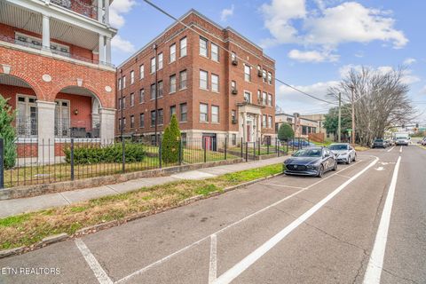 Tiny photo for 201 W 5Th Ave #15, Knoxville, TN 37917 (MLS # 1323651)