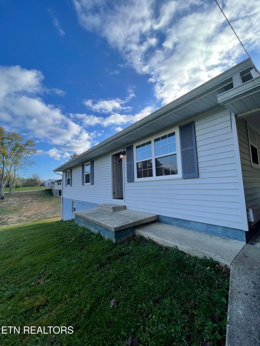 Photo of 306 N Ridge Ave, Rockwood, TN 37854 (MLS # 1282876)