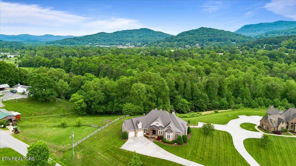 Photo of 757 Indian Mountain Rd, Jellico, TN 37762 (MLS # 1323514)
