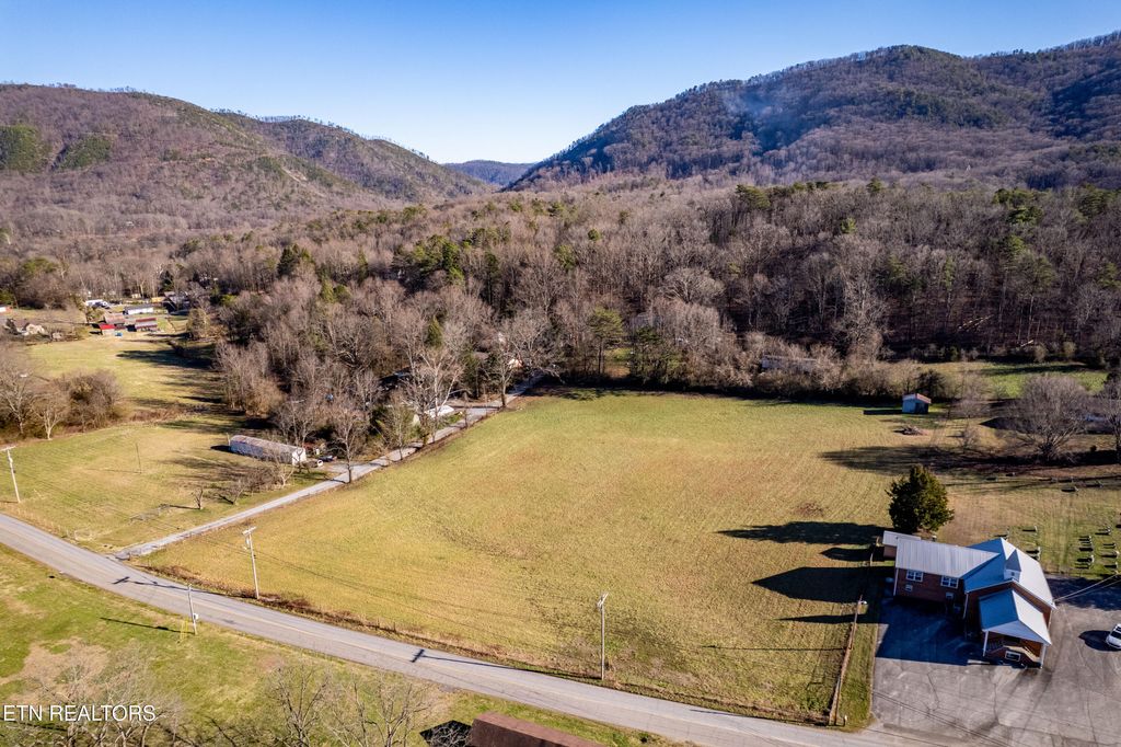 Photo of 4510 Rocky Branch Rd, Walland, TN 37886 (MLS # 1331782)